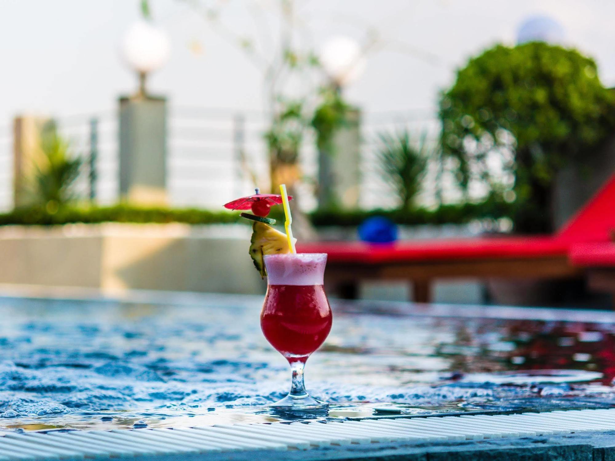 Diamond Palace Resort & Sky Bar Phnompen Kültér fotó