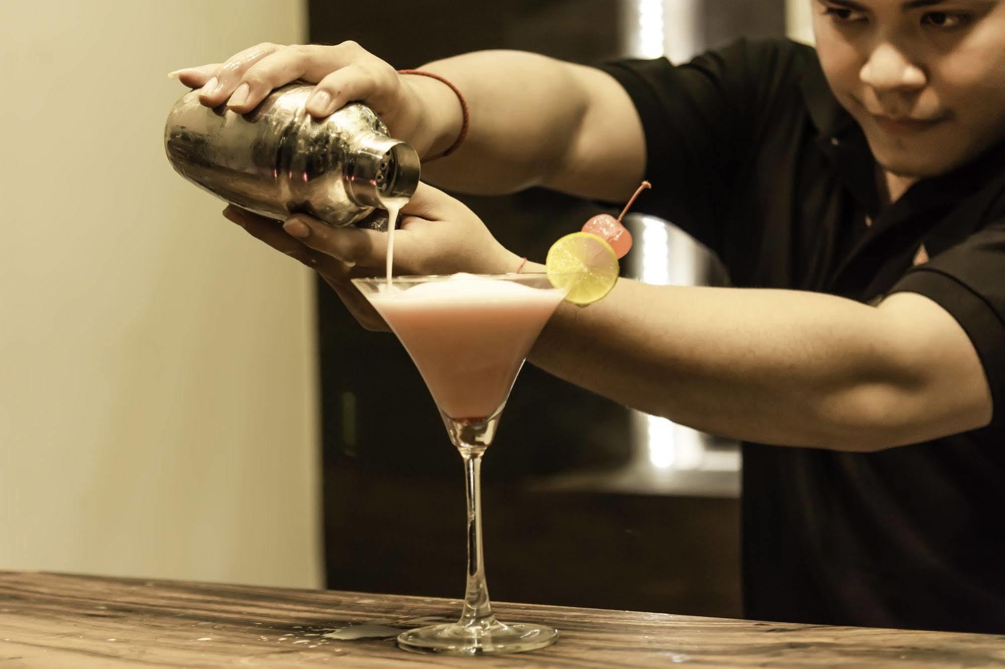 Diamond Palace Resort & Sky Bar Phnompen Kültér fotó