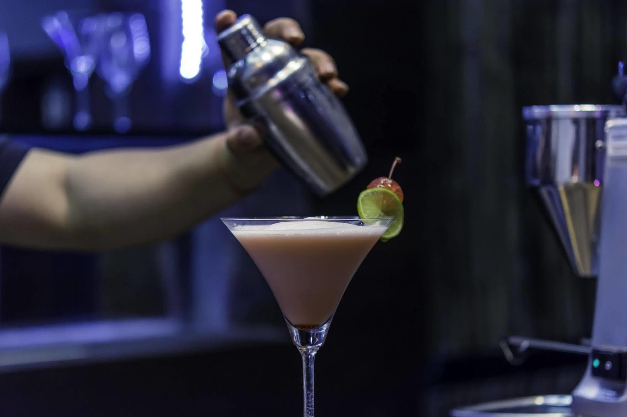 Diamond Palace Resort & Sky Bar Phnompen Kültér fotó